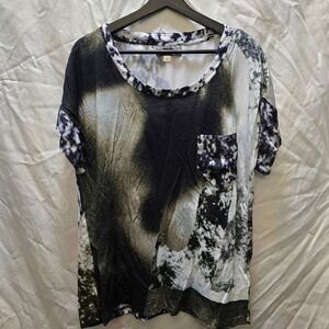 DIESEL Women's Medium Abstract Print Short Sleeve Pocket T-Shirt Relaxed Loose